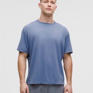 lululemon athletica Men's Slate Blue Short Sleeve Tee